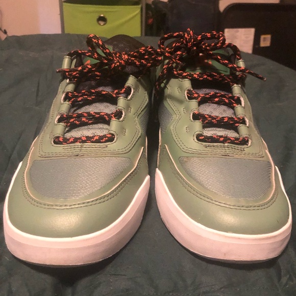 DC Men's Green Metric Skate Shoes Limited Edition Size 13 EUC - Picture 1 of 10